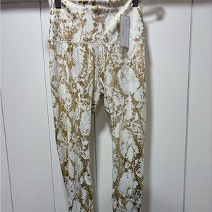 Astoria Activewear Leggings Small Gold White Snake Print High Rise Yoga New NWT